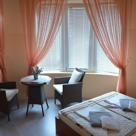 Dimana Otel Chernomorets Dış mekan fotoğraf