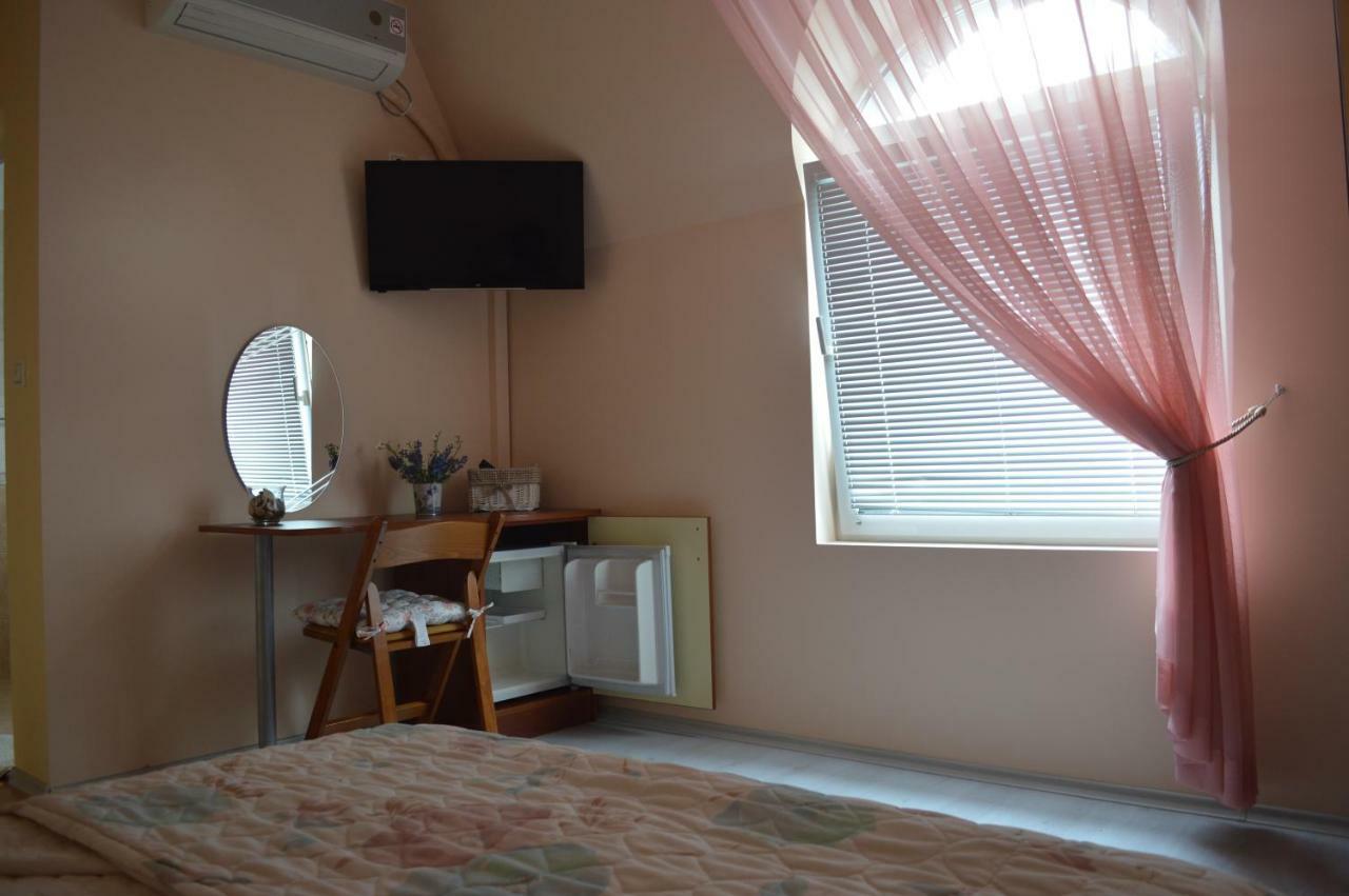 Dimana Otel Chernomorets Dış mekan fotoğraf